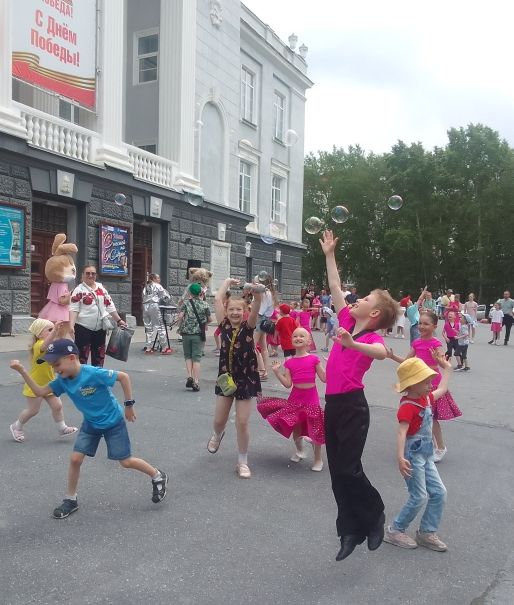 В АО "Златмаш" прошел траидциооный праздник в День защиты детей